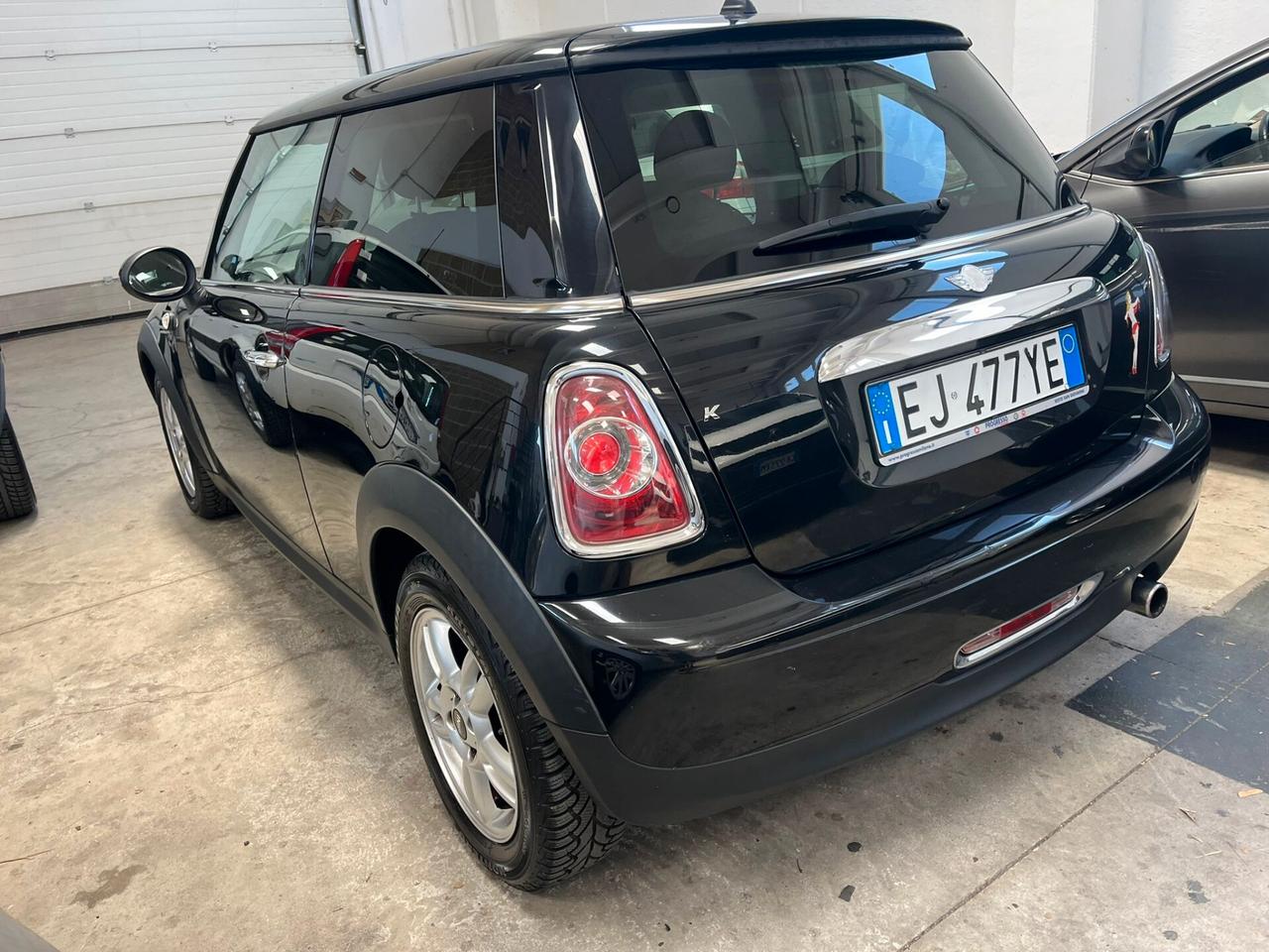 Mini Mini 1.6 16V One 55kW 75cv 2011