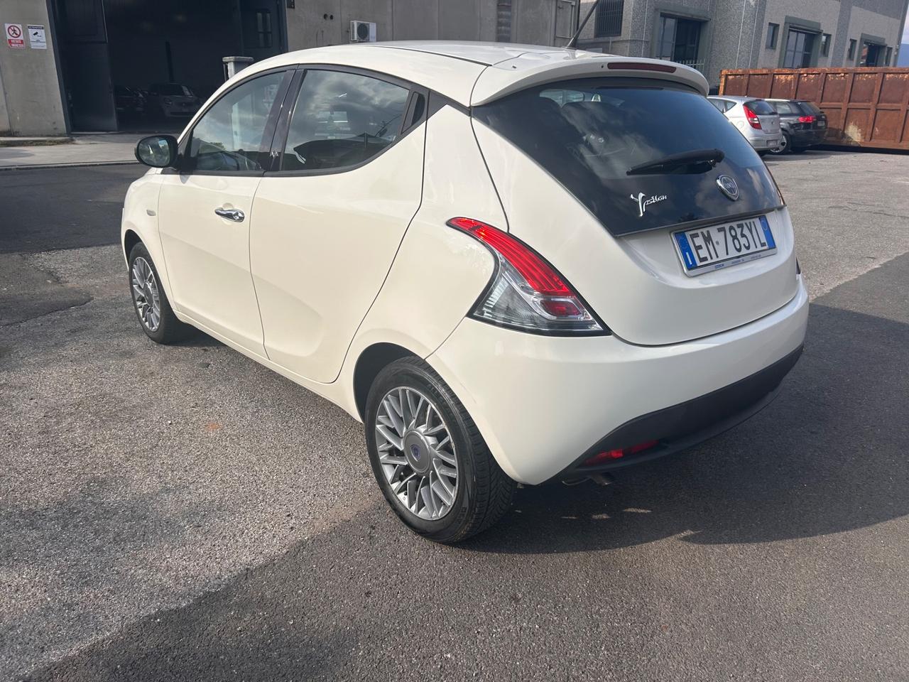 Lancia Ypsilon 1.3 MJT 16V 95 CV 5 porte S&S