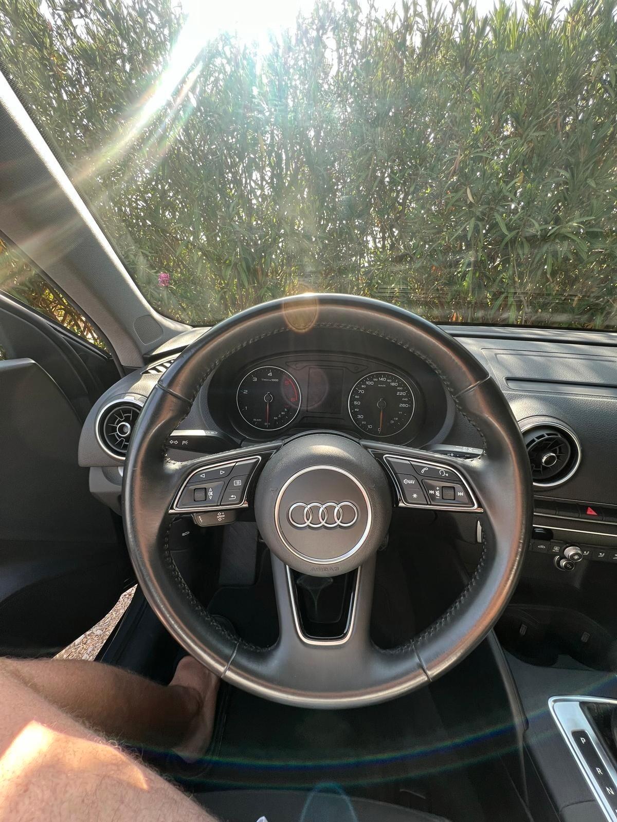 Audi A3 SPB 35 TDI S tronic Business Advanced