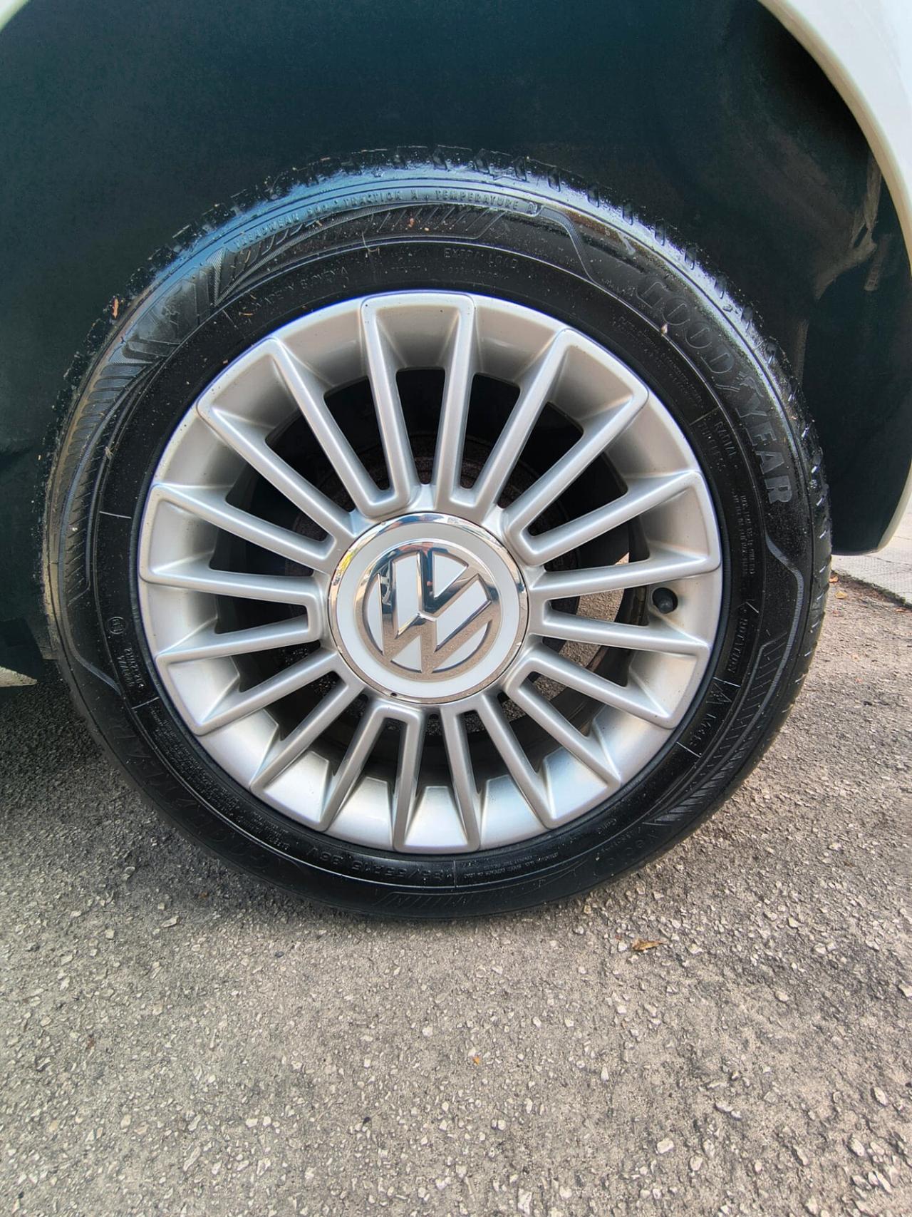 Volkswagen up! 1.0 5p. eco high BlueMotion Technology