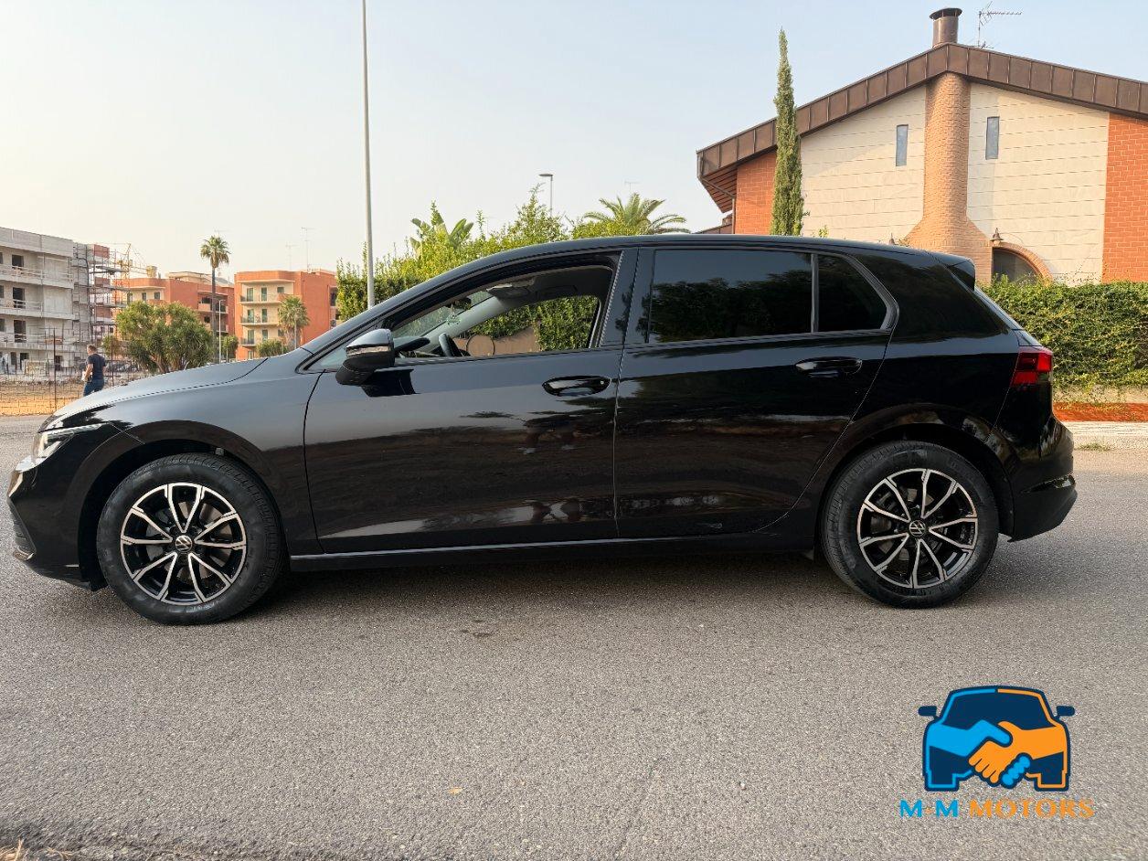 Volkswagen Golf 1.5 tgi Style 130cv