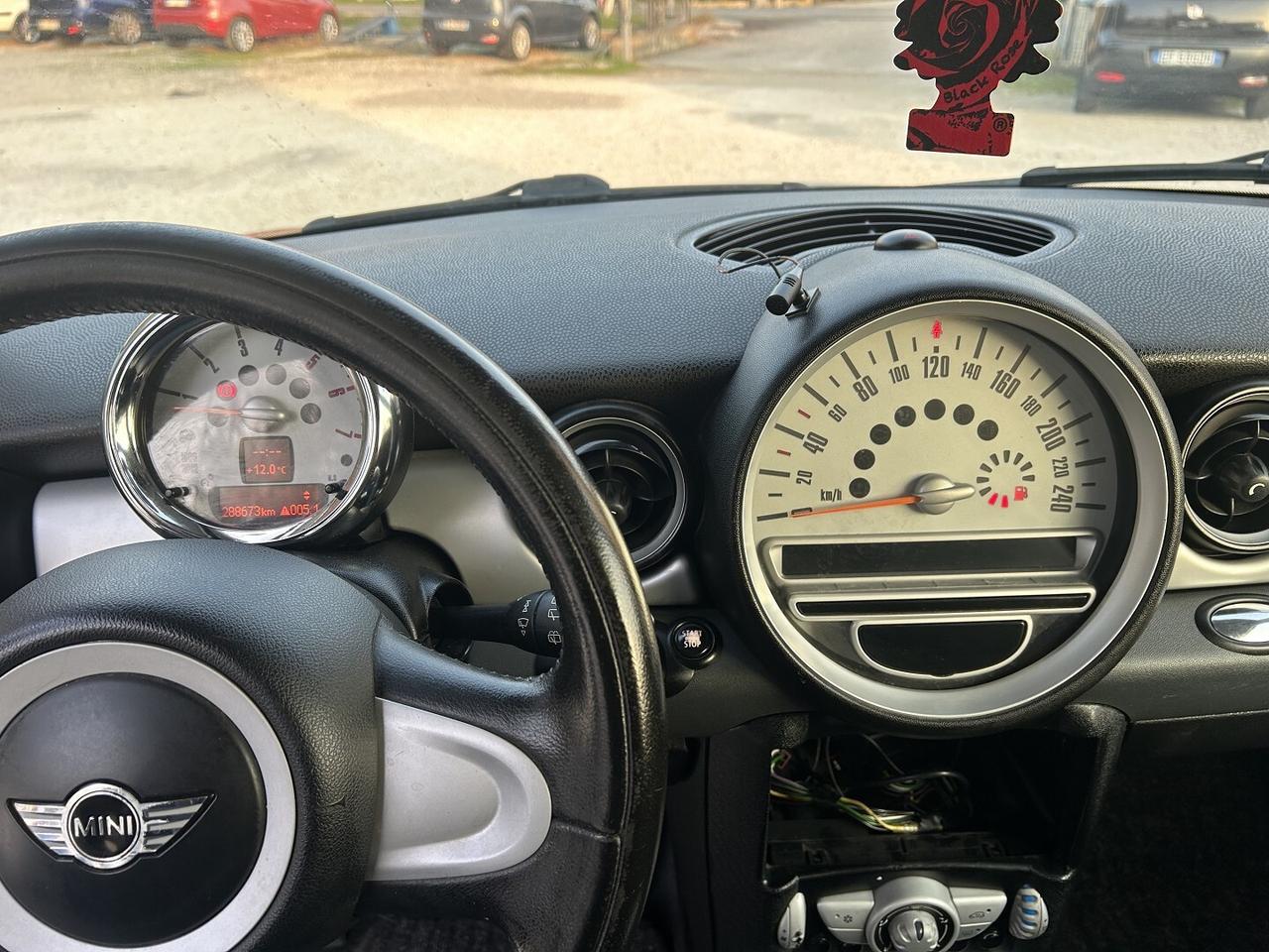 MINI CLUBMAN D 1.6 MOT PEUGEOT EXPORT/COMMERCIANTI