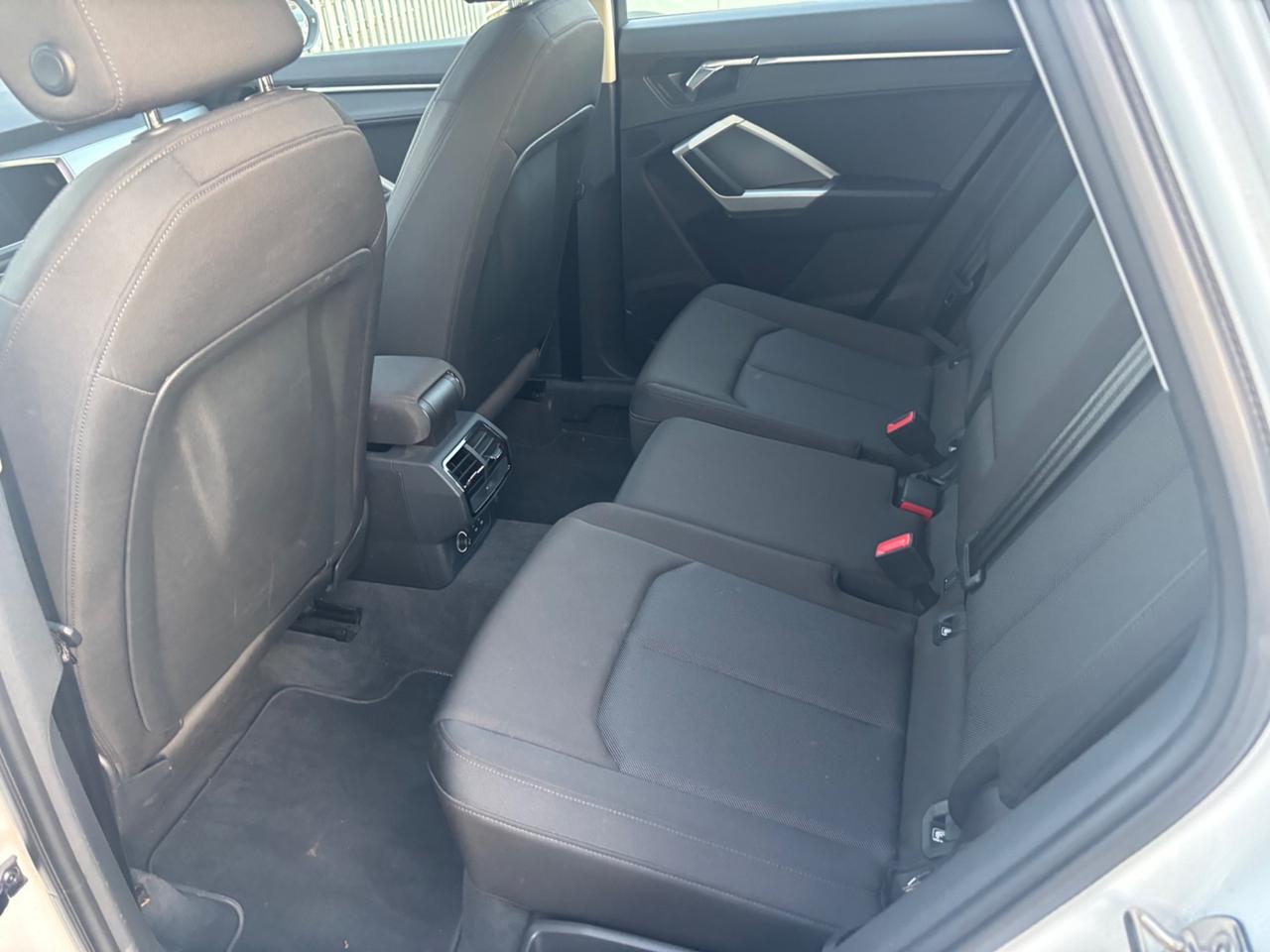 Audi Q3 2.0 TDI 150 CV Sport