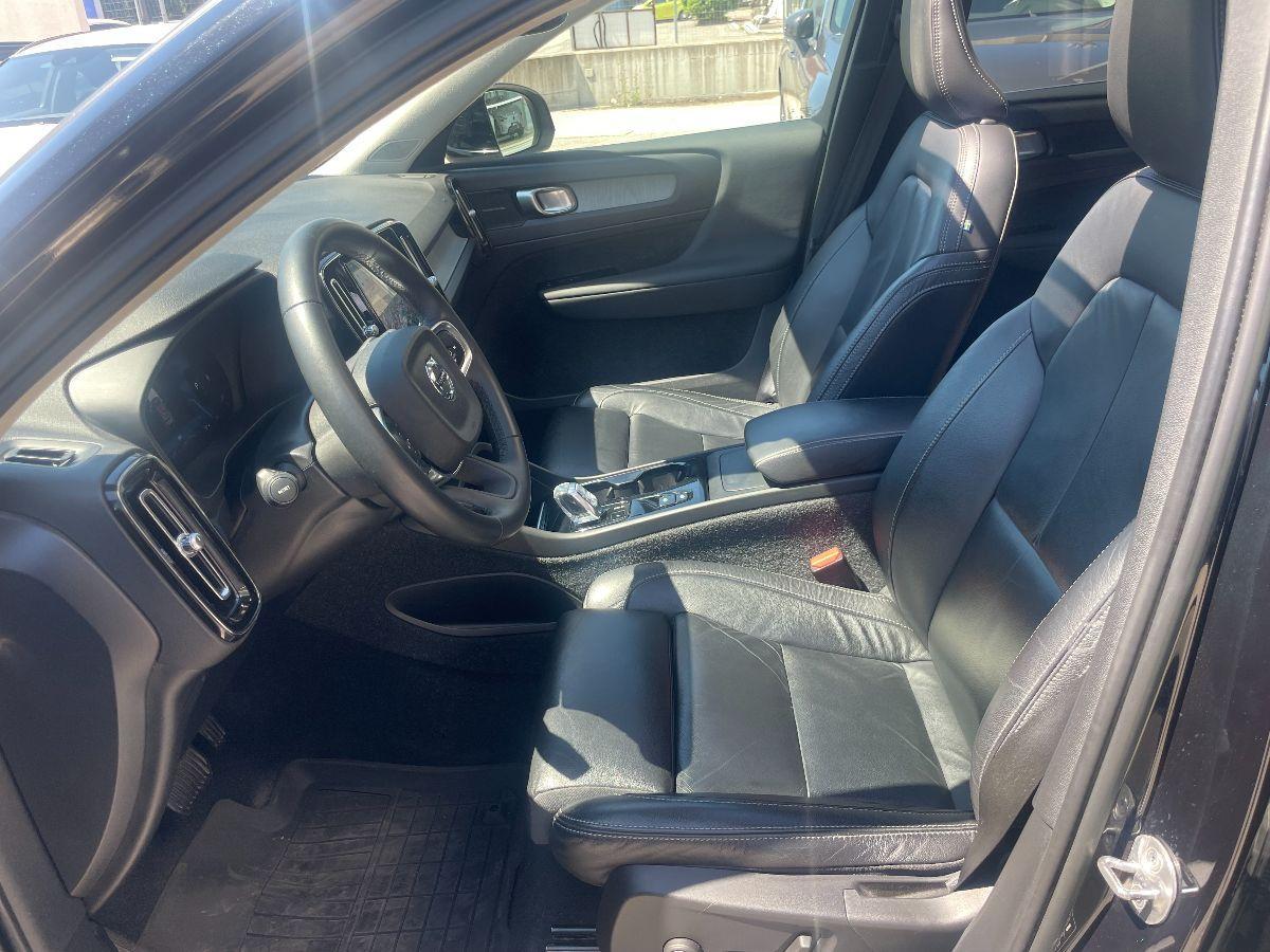 VOLVO - XC40 - B4 AWD Geartronic Ultimate Bright