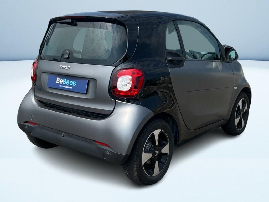 Smart fortwo 22kW EQ Ushuaia Silver Matt