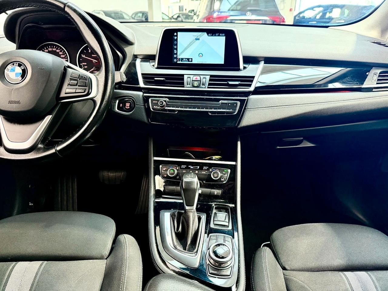 Bmw 2er Active Tourer 220d xDrive Sport aut.