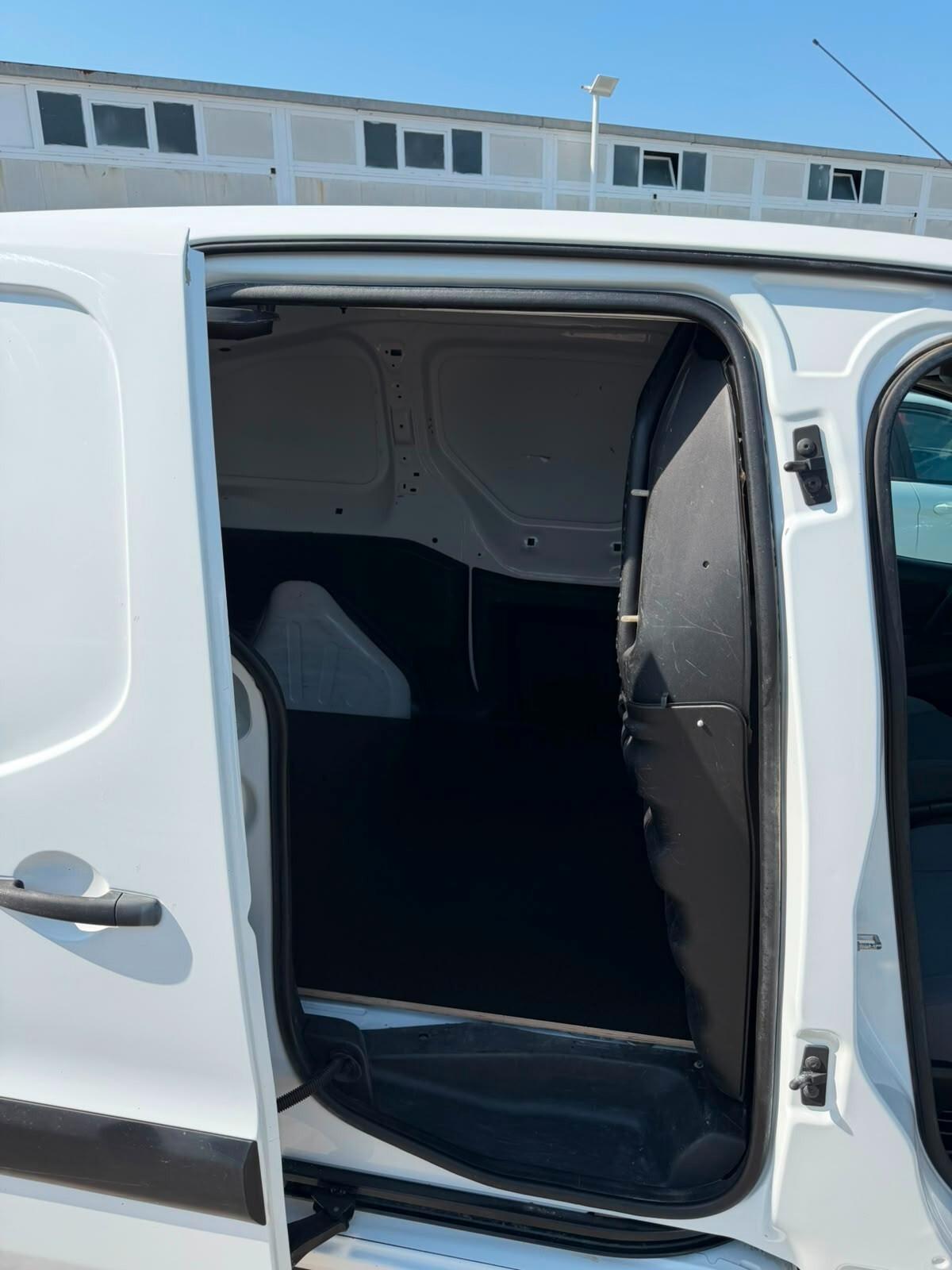 Peugeot Partner BlueHDi 75 L1 Furgone Pro