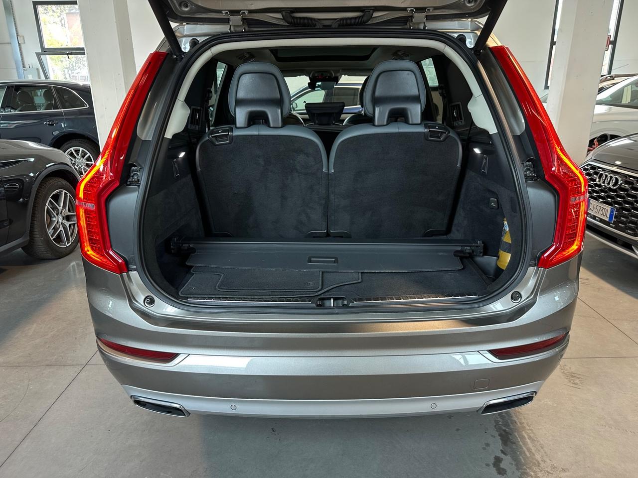 Volvo XC 90 XC90 B5 (d) AWD Geartronic 7 posti Inscription