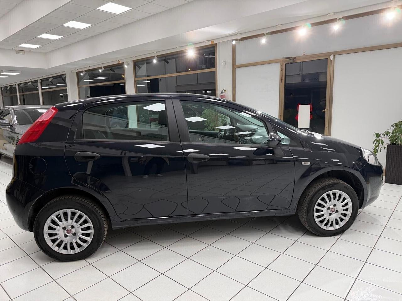 Fiat Punto 1.4 S&S 8V Metano Street 77cv NEOPATENTATI