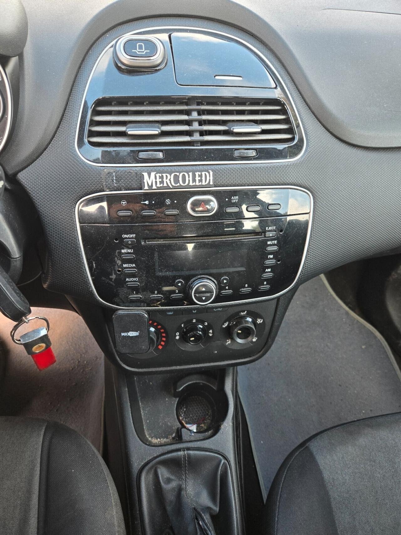 Fiat Grande Punto EVO CON MOTORE NUOVO ZERO KM GARANZIA 12 MESI