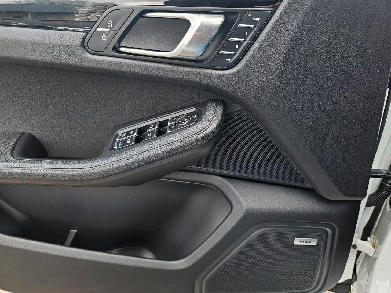 PORSCHE*MACAN*265CV*TETTO*ACC*LED*360°*BOSE*MEMORY-COMFORT*DAB+*21"*