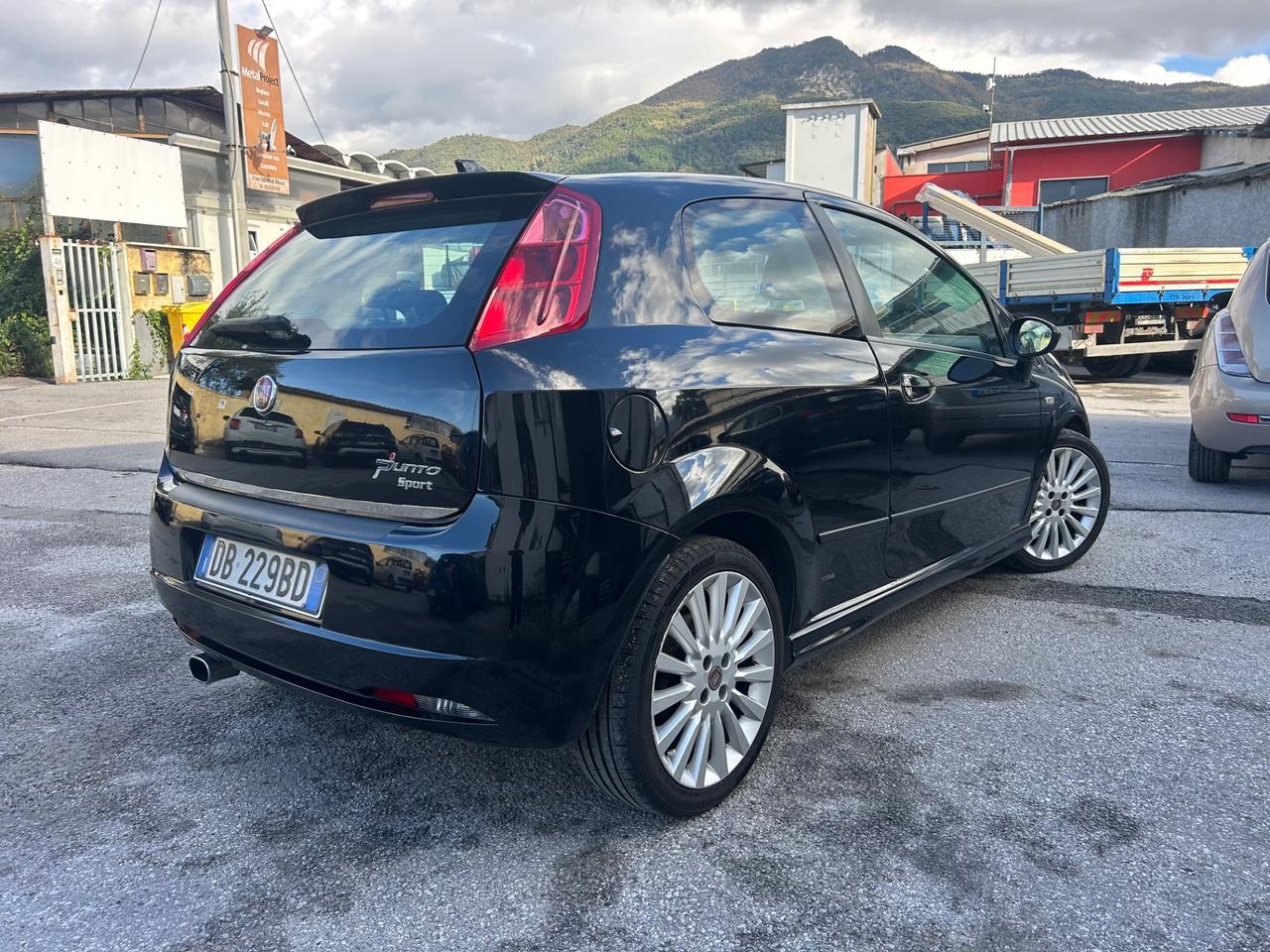 Fiat Grande Punto 1.9 MJT 3p Sport