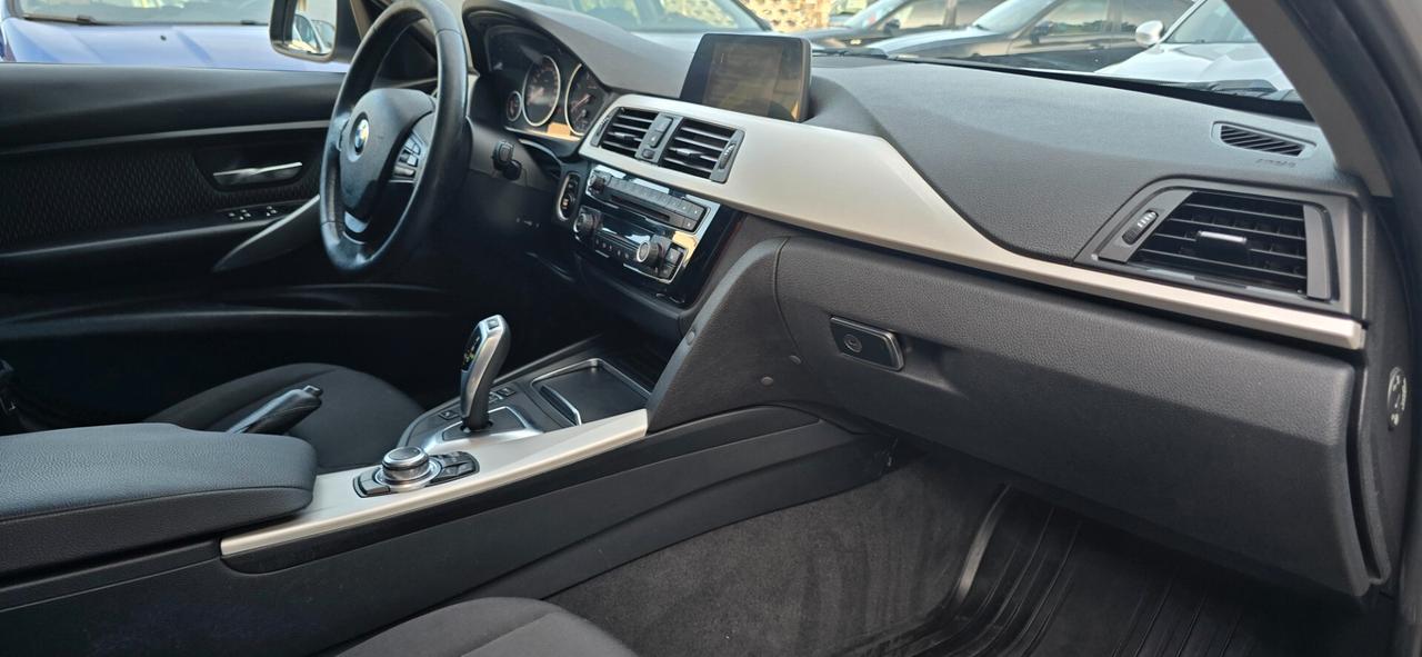 Bmw 318 318d xDrive Touring Business Advantage