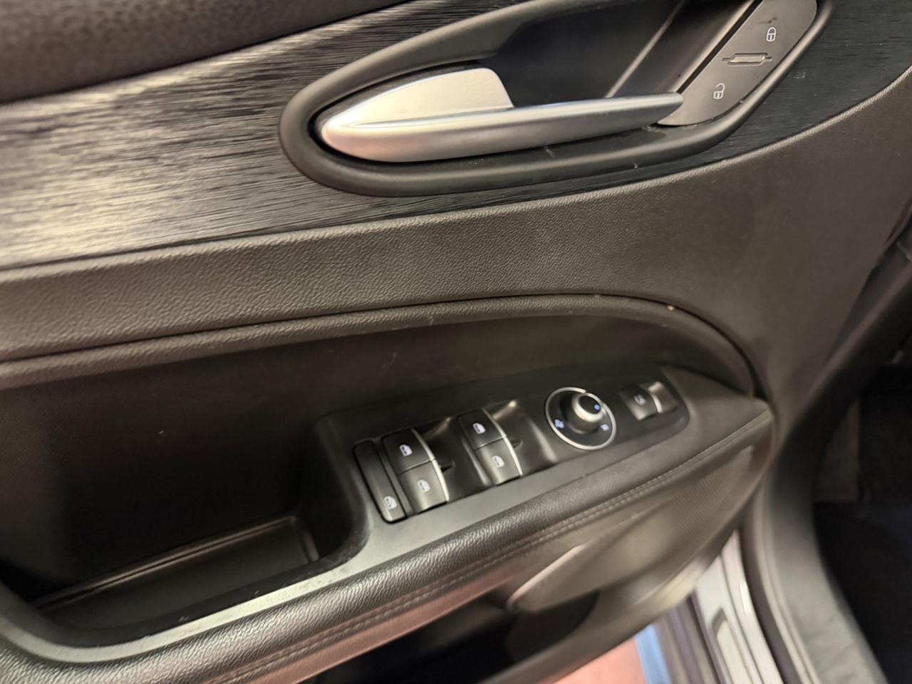 Alfa Romeo Stelvio 2.2 Turbodiesel 190 CV AT8 RWD Business