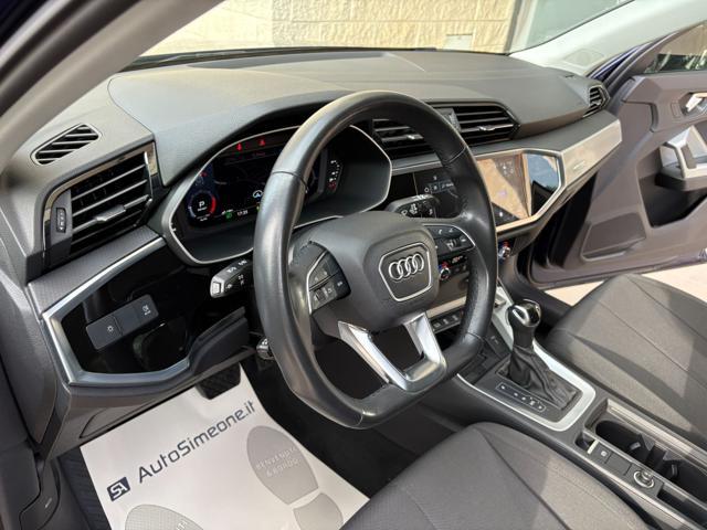 AUDI Q3 35 TDI quattro S tronic Business COCKPIT