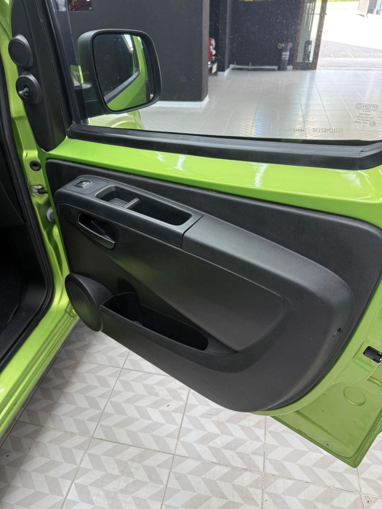 Fiat Qubo 1.3 MJT 75 CV Trekking