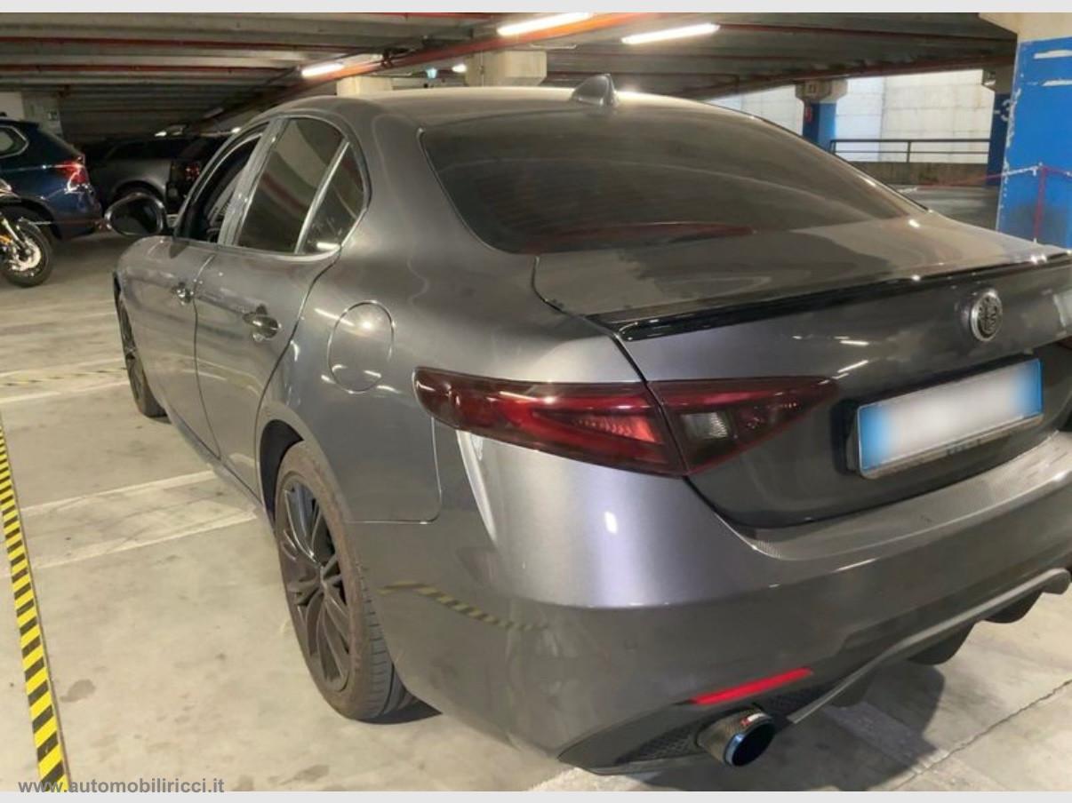ALFA ROMEO Giulia 2.2 TD 160 CV AT8