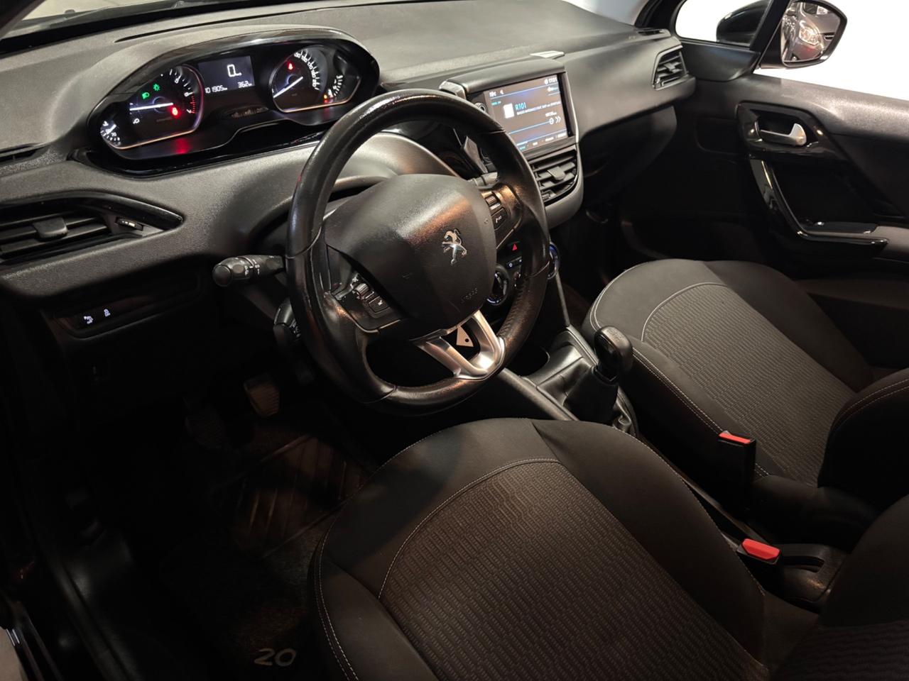 Peugeot 208 1.2 BENZINA Active OK NEOPATENTATI
