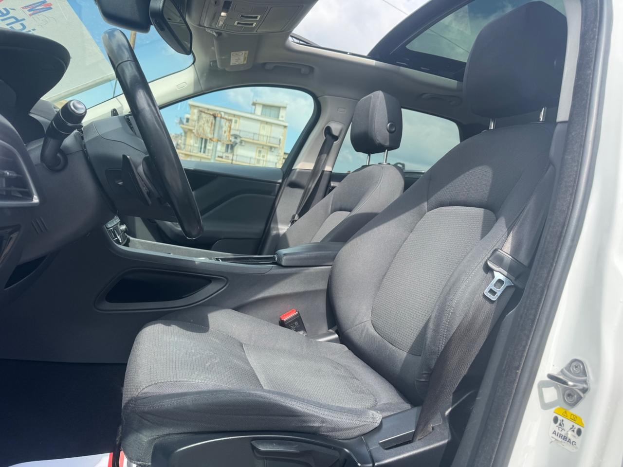 JAGUAR F-PACE 20D 180 CV PRESTIGE FULL TETTO VIRTUAL