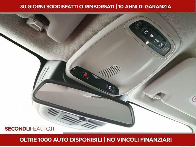 Volvo XC40 2.0 b3 Essential auto