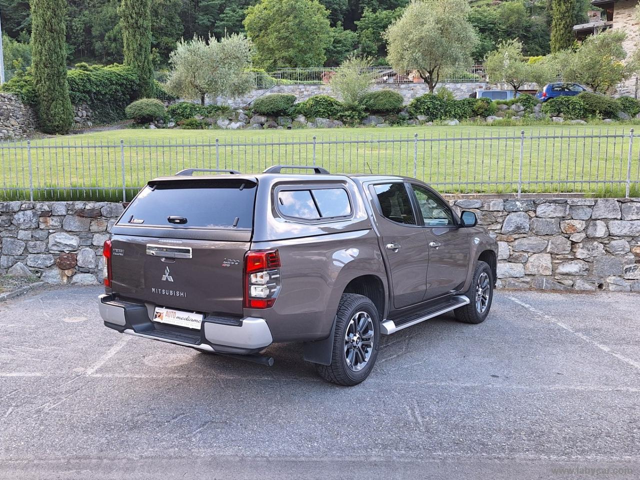 MITSUBISHI L200 2.3 D DoubleCab 4x4 Intense HARD TOP BLOCC