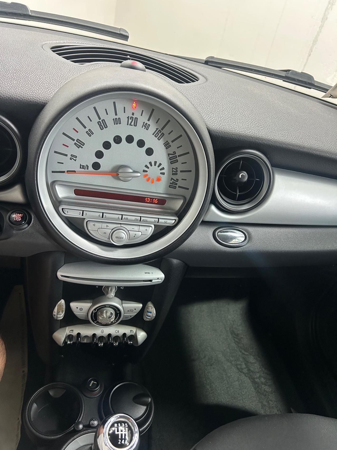 Mini 1.4 16V One Chili