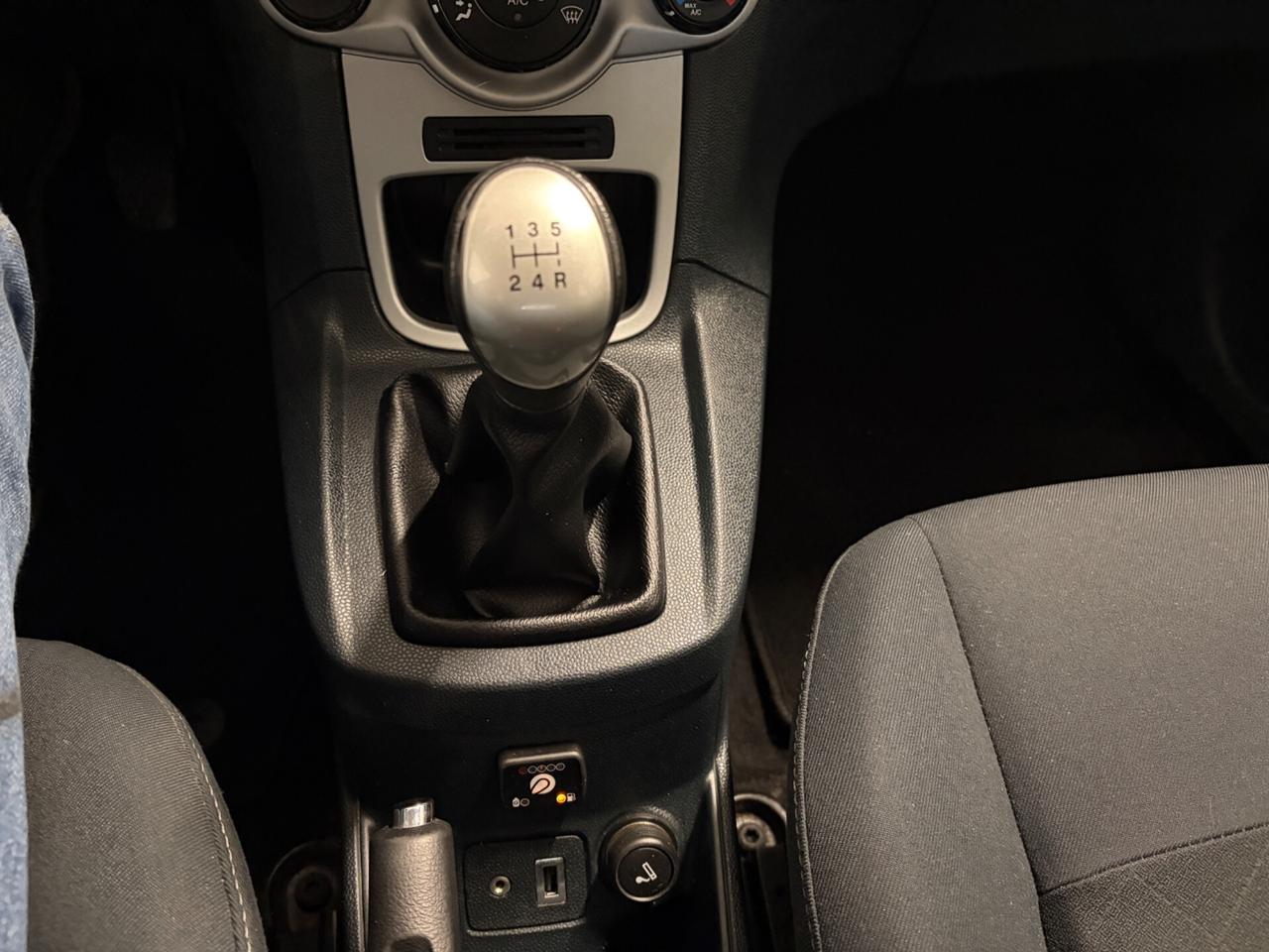 Ford Fiesta 1.2 16V GPL 60CV 5p. Titanium Bs.