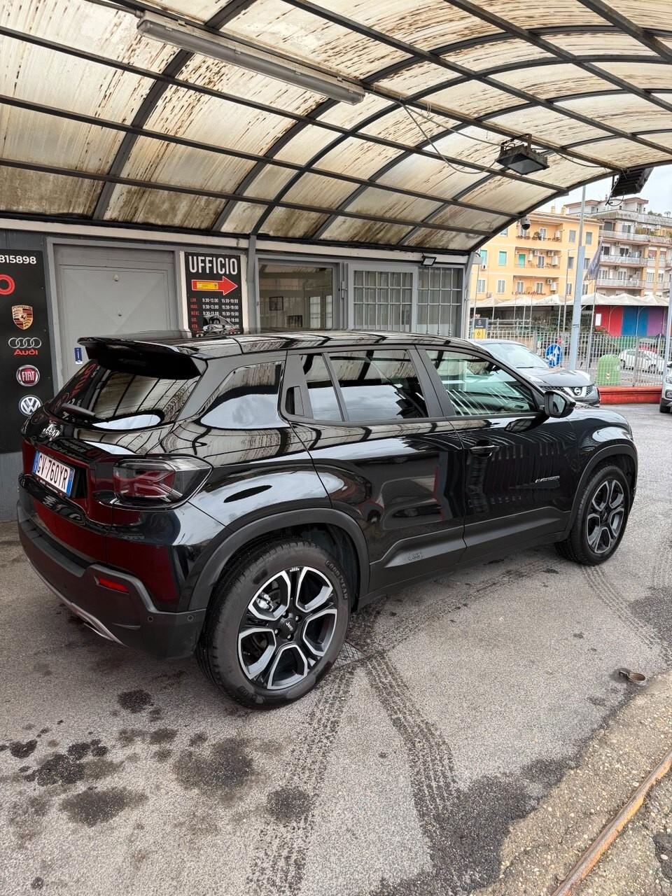 Jeep Avenger 1.2 Turbo 100 CV MHEV Summit