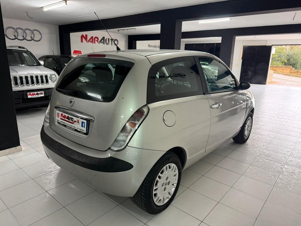 Lancia Ypsilon 1.2 Argento