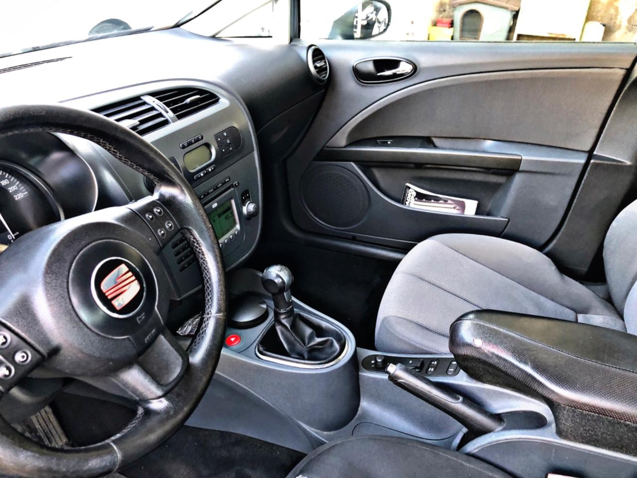 Seat Leon 1.6 Gpl km 100000 07