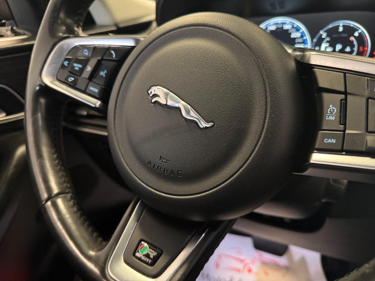 Jaguar F-Pace 2.0 D 240 CV AWD aut. R-Sport