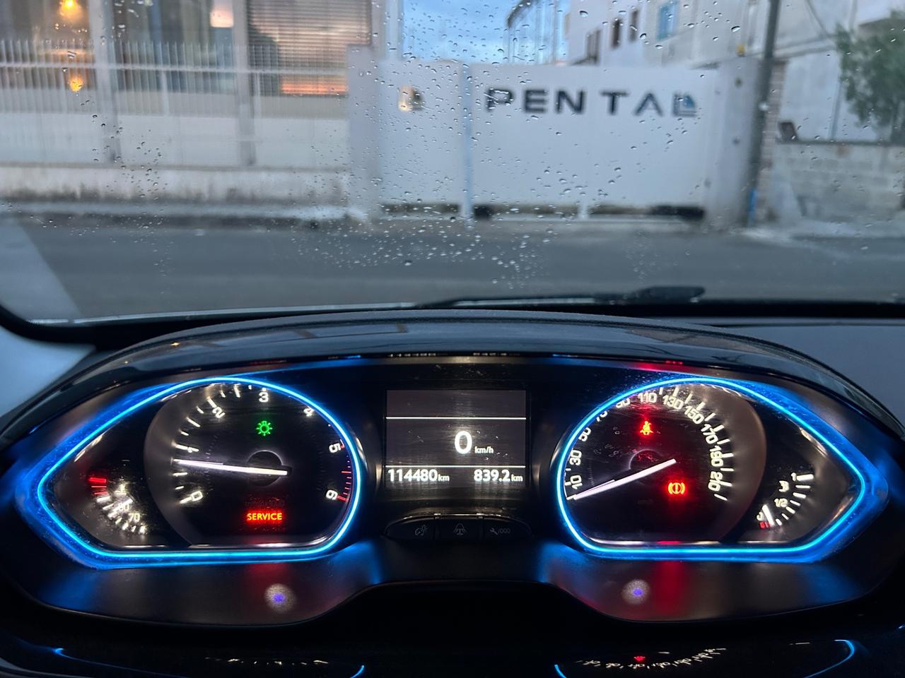 Peugeot 2008 BlueHDi 92 cv ALLURE-2016/CLIMA/SENSORI