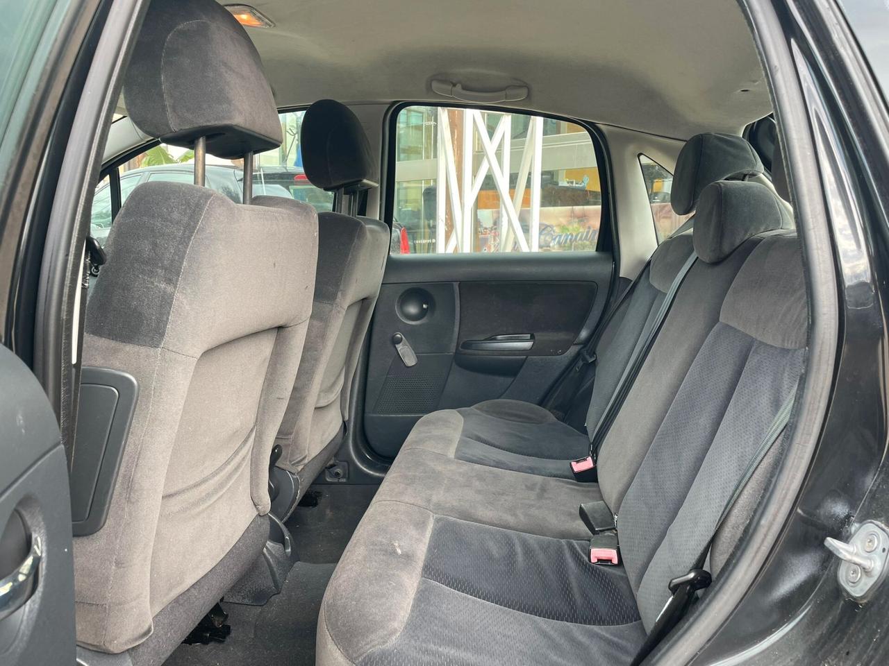 CITROEN C3 1.1 B - 2008