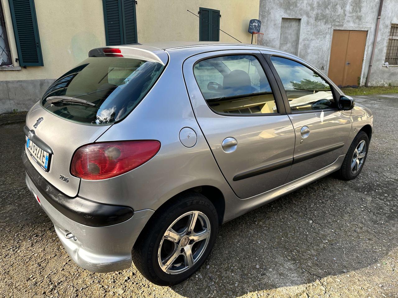 Peugeot 206 1.4 16V 5p. Roland Garros