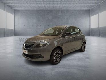 Lancia Ypsilon My24 402 Platino 1.0