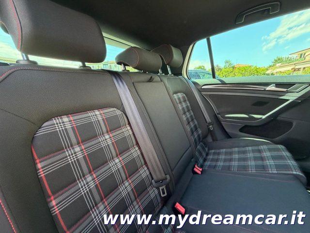 VOLKSWAGEN Golf GTI 2.0 TSI DSG 5p. BlueMotion Technology