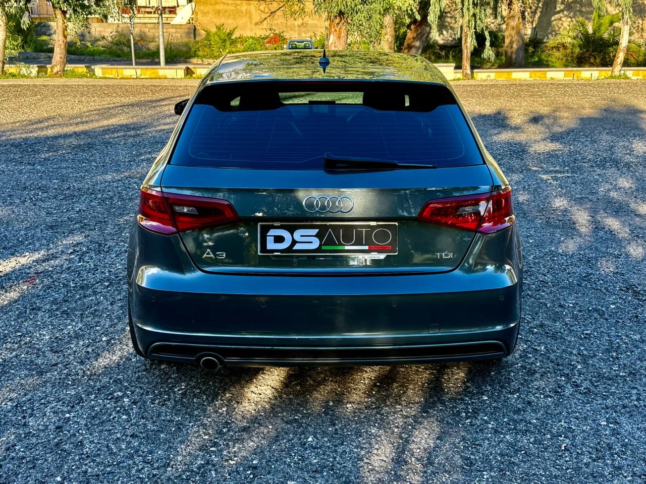 AUDI A3 1.6 TDI S TRONIC S LINE EDITION