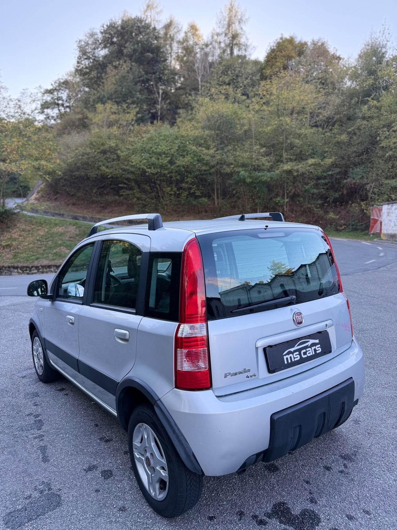 Fiat Panda 1.3 MJT 16V DPF 4x4 Climbing