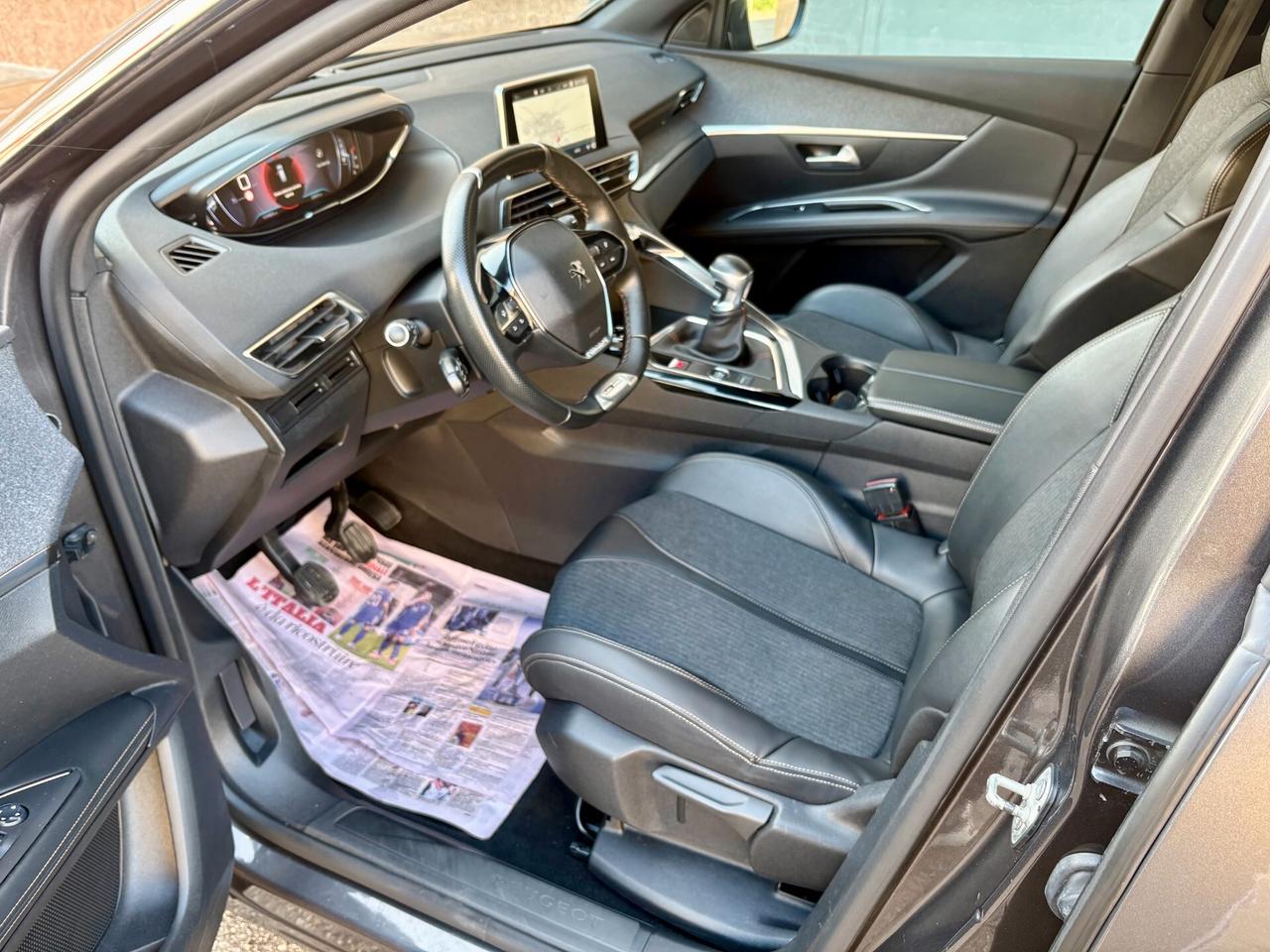 Peugeot 3008 1.5 hdi 130cv "GT-LINE"- '20