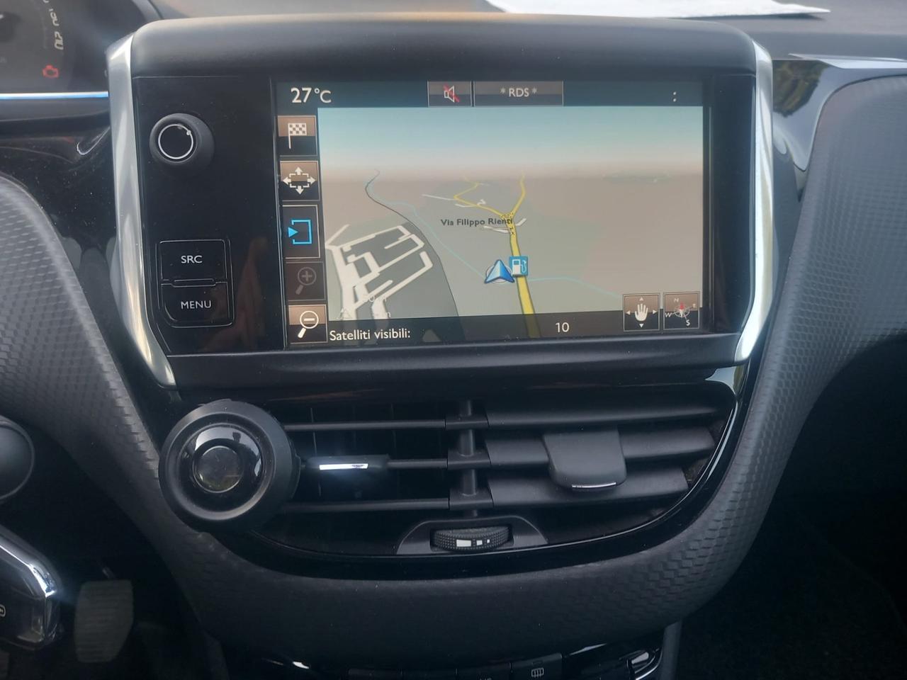 Peugeot 2008 BlueHDi 100 Allure