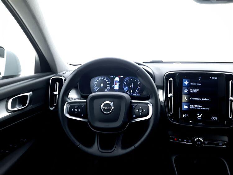 Volvo XC40 B4 Momentum AWD Geartronic BR708338 2.0 Mild Hybrid 197CV