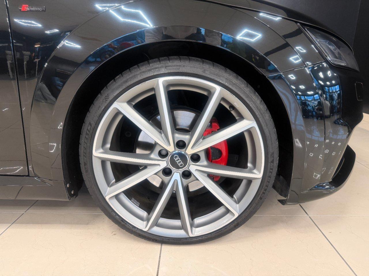 Audi TT Coupe 2.0 tfsi S line quattro s-tronic