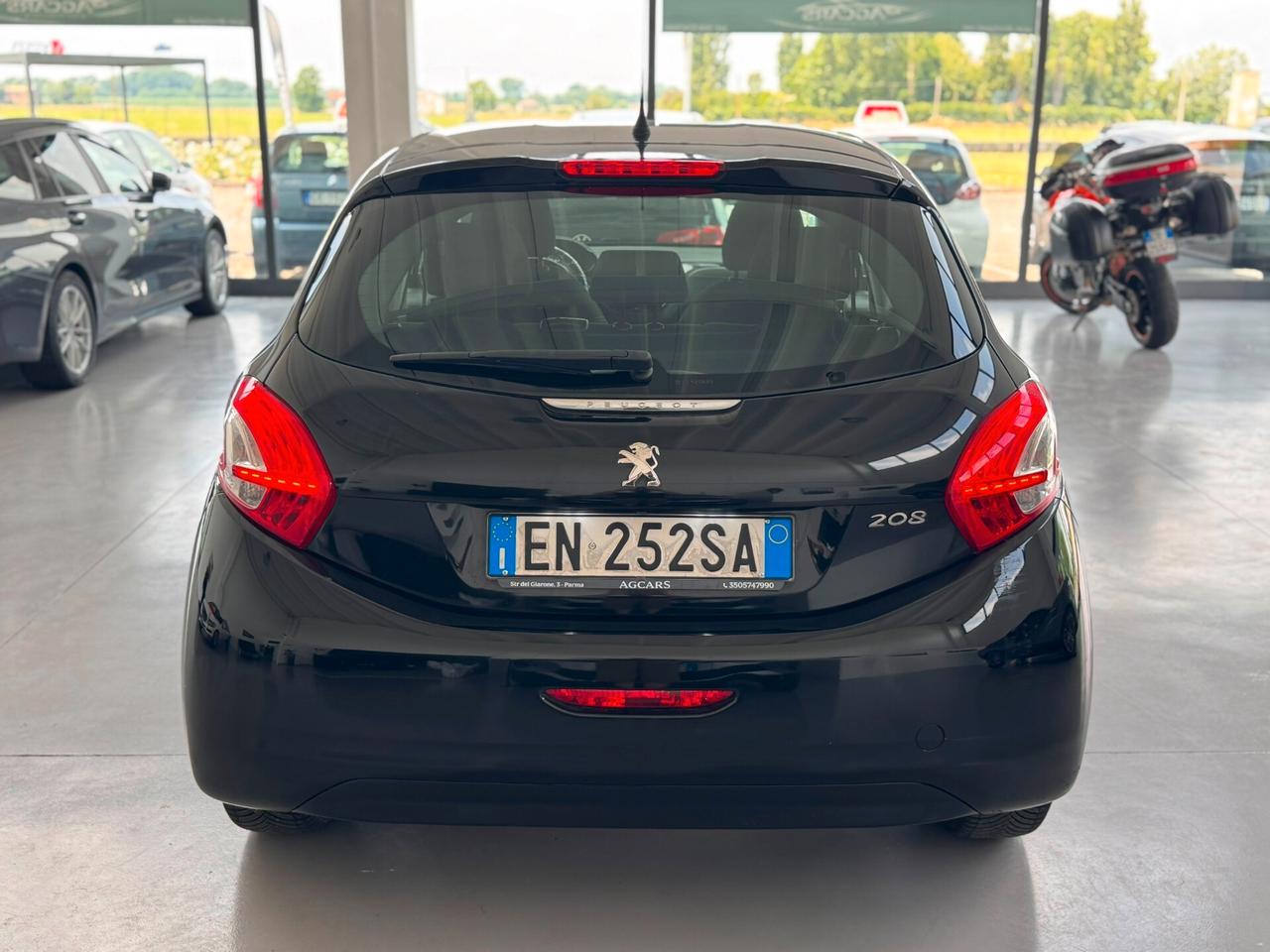 Peugeot 208 1.2 VTi 82 CV 5 porte Allure