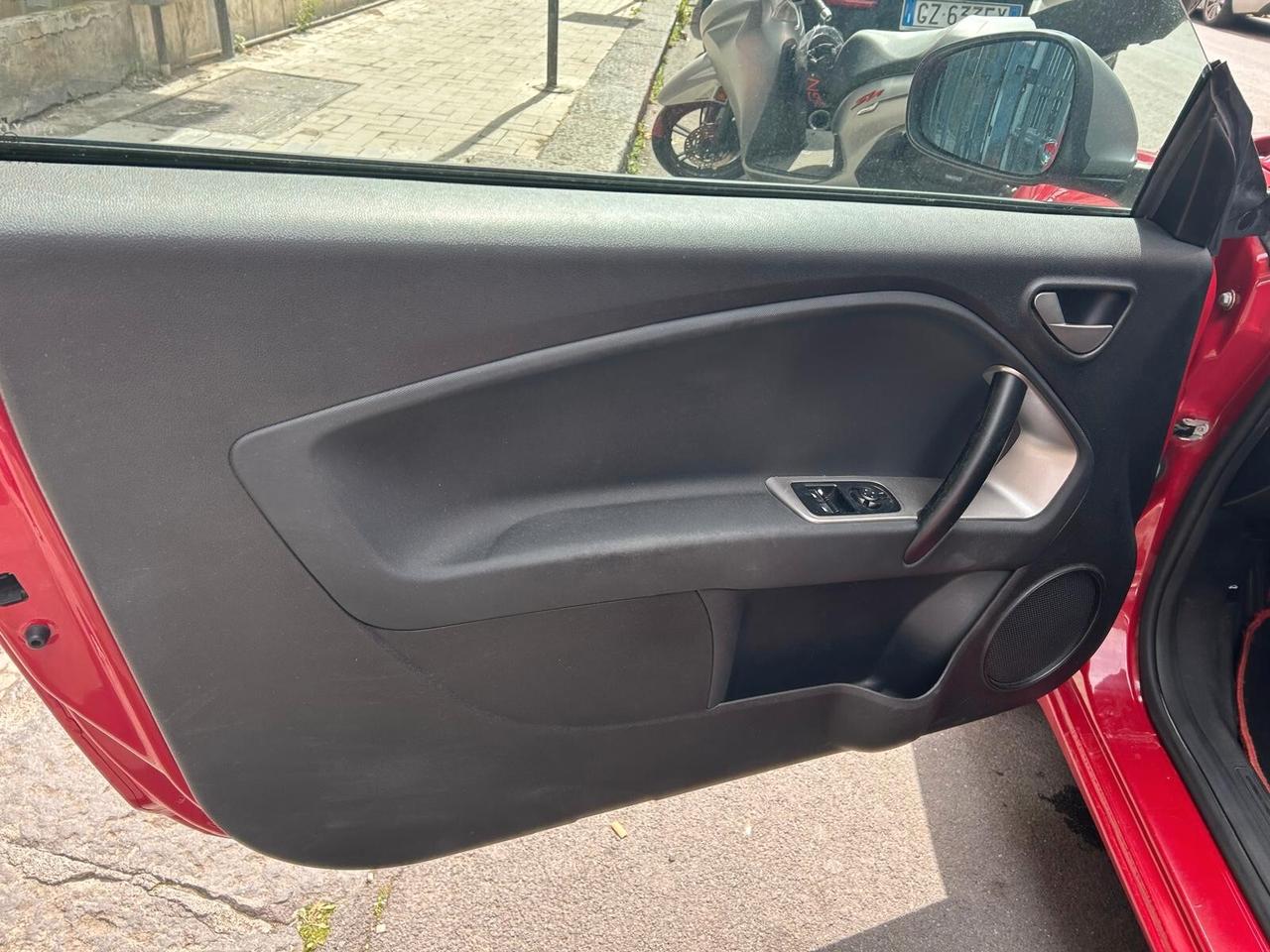 Alfa Romeo MiTo 1.3 JTDm 85 CV S&S Distinctive NEOPATENTATI OK