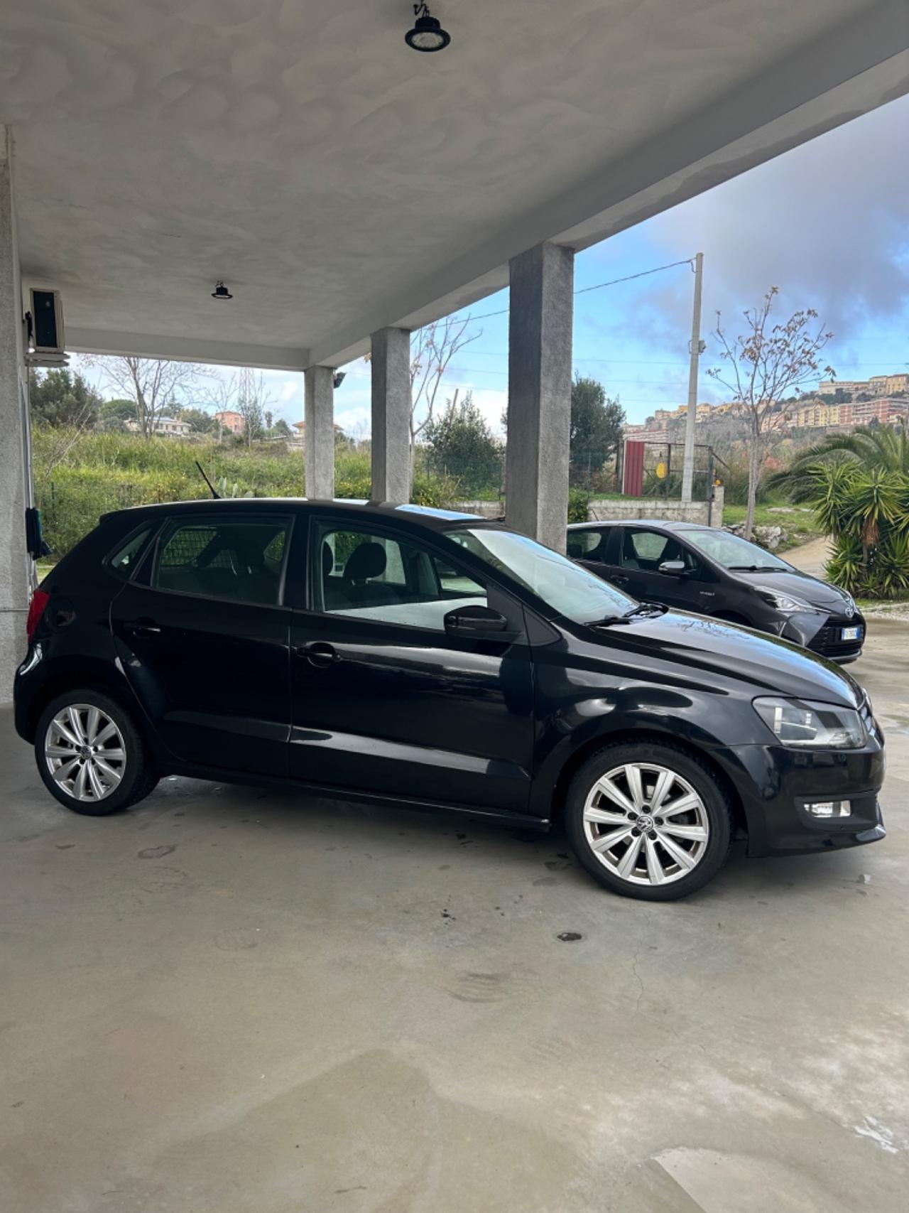 Volkswagen Polo 1.6 TDI CARPLAY