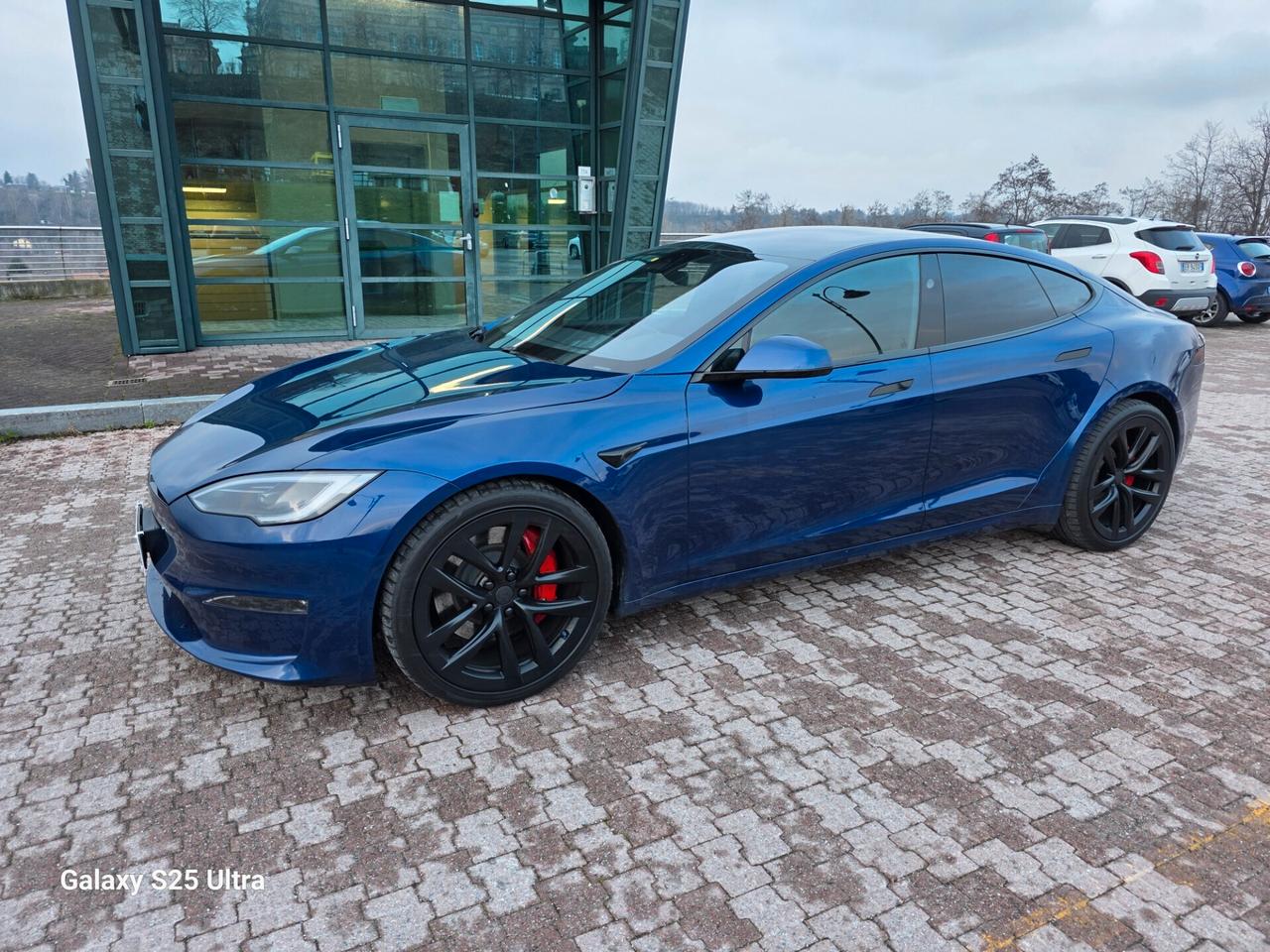Model S Plaid 1020cv corrente gratis a vita ritiro usato/scambio