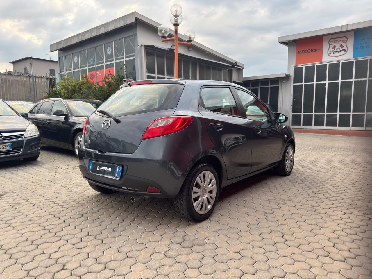 Mazda 2 1.3 16V 75CV 5p