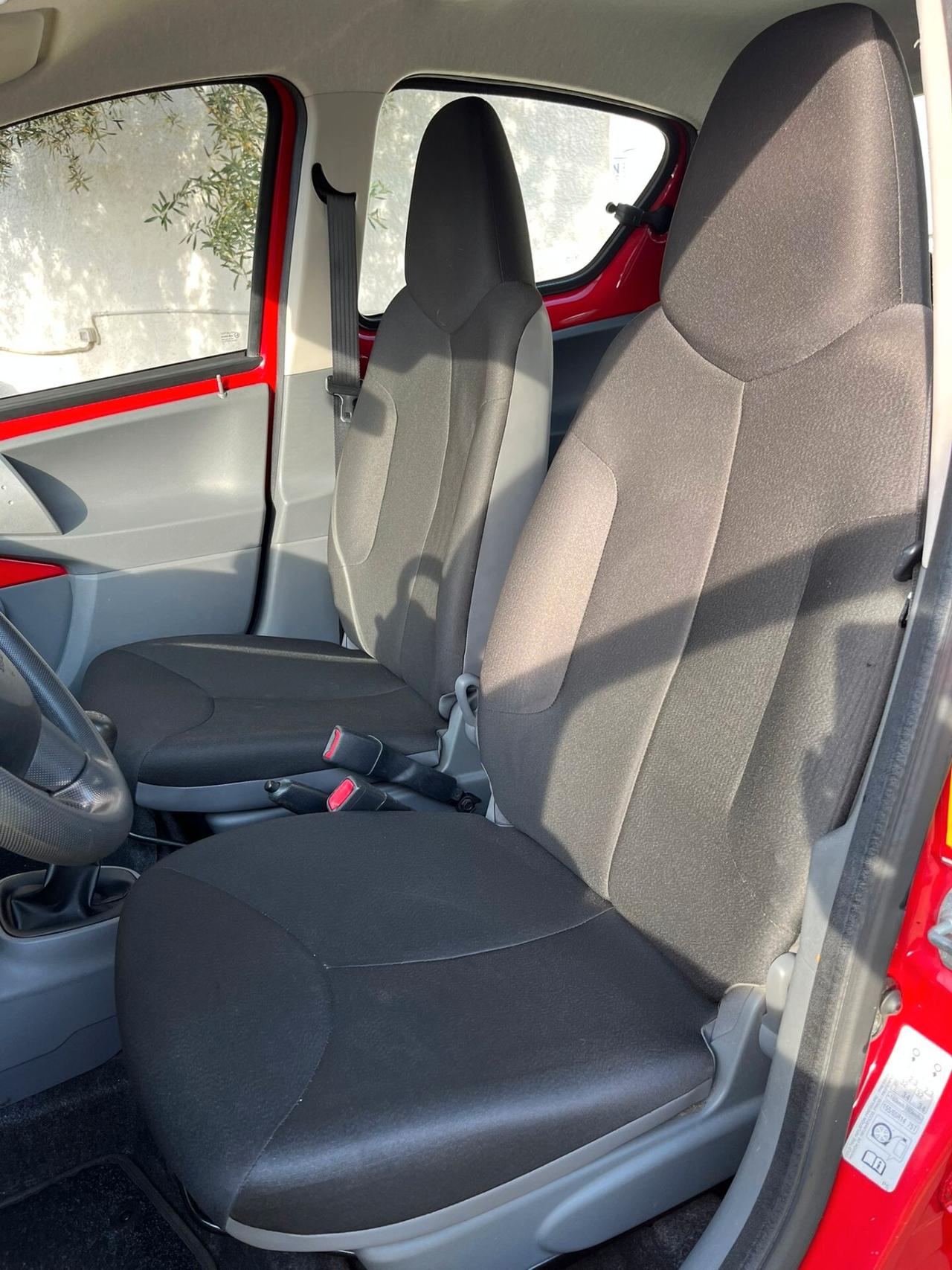 Toyota Aygo 1.0 12V VVT-i 5 porte Sol Connect