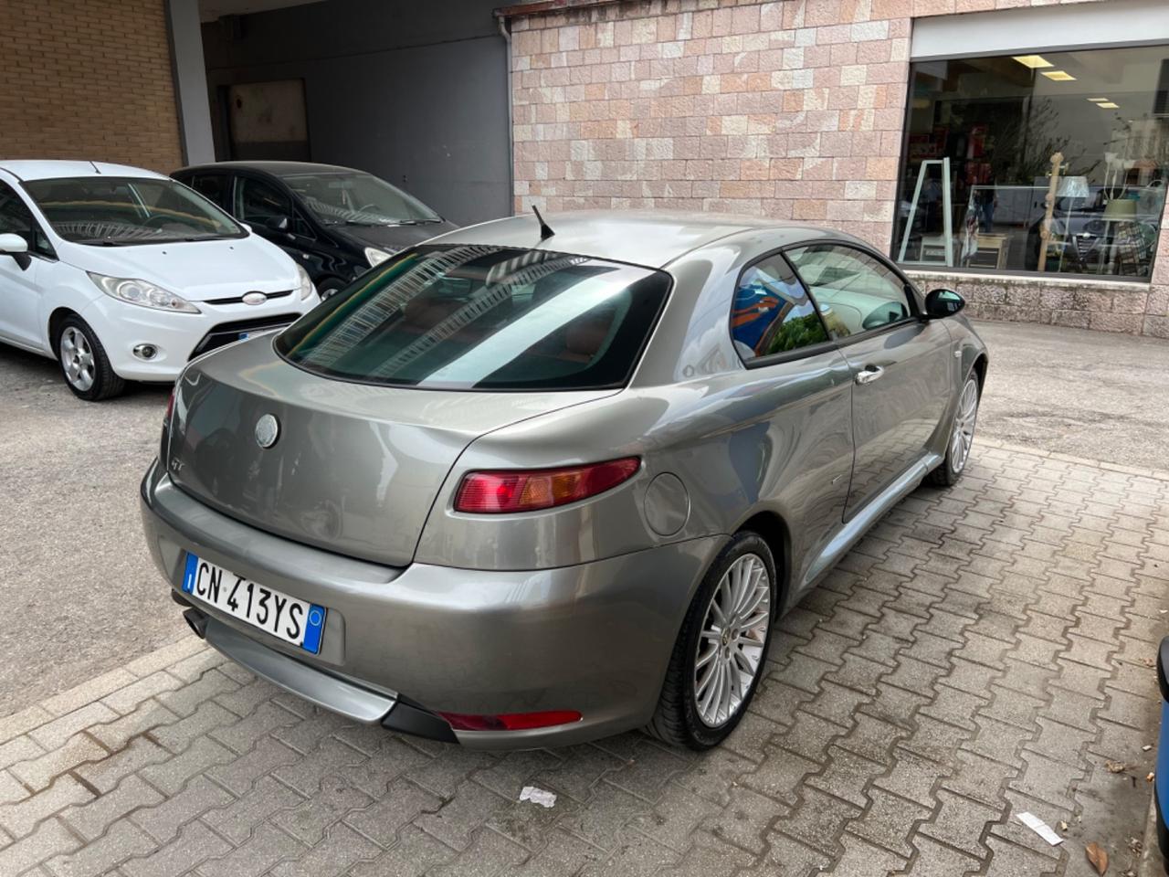 Alfa Romeo GT 1.9 MJT 16V Distinctive