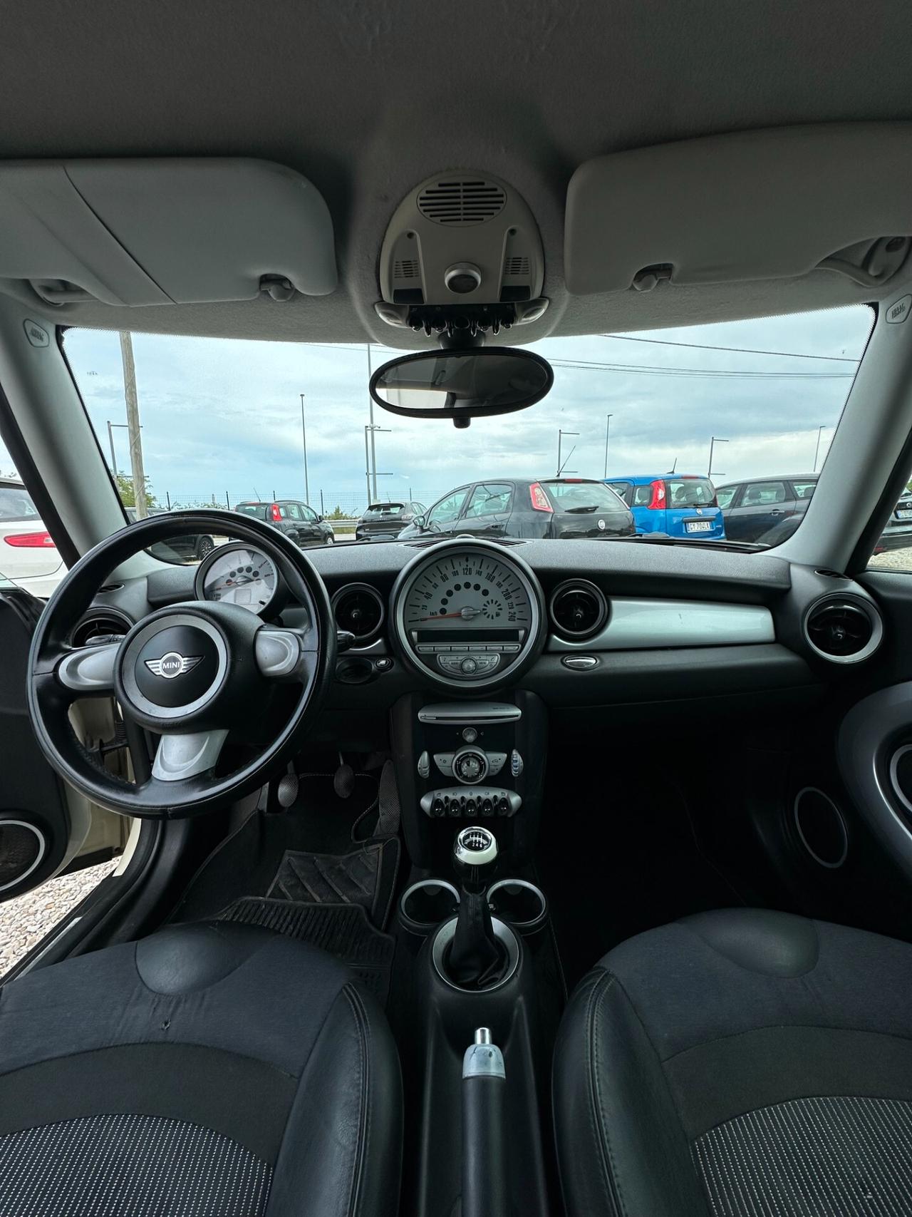 Mini 1.6 16V Cooper D